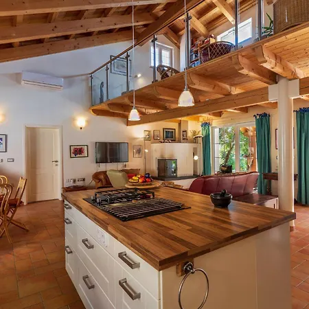 Arte For 6 People Near Labin - Rabac For 6 People With Sea View & Private Pool Ubasico
